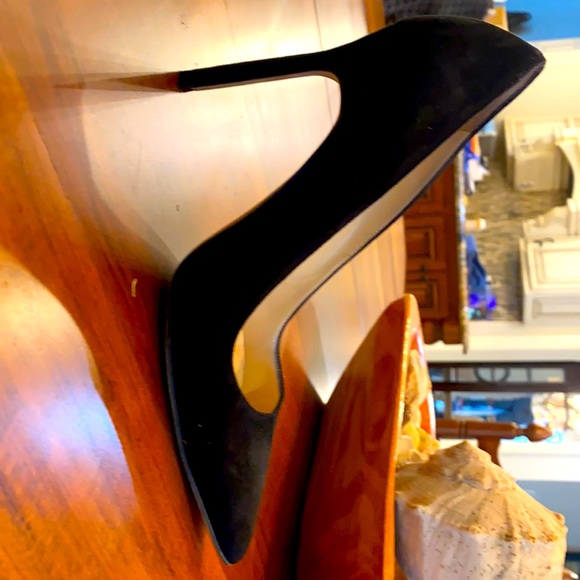 Manolo Blahnik Shoes - Manolo Blahnik 105 mm black suede size 37 EUC